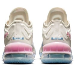 Nike LeBron 18 - Confort et Performance Synergiques
