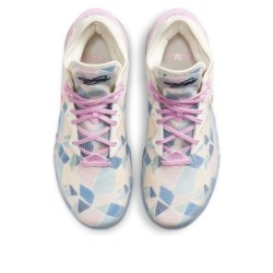 Nike LeBron 18 - Confort et Performance Synergiques