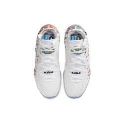 Nike LeBron 17 - Mobilité Améliorée pour Jeu Rapide
