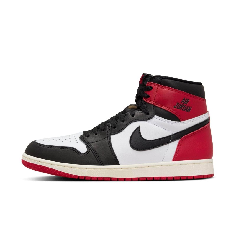 Air Jordan 1 Retro High 'University Blue' - Couleur Vibrante Air Jordan 1 Retro High 'University Blue' - Couleur Vibrante