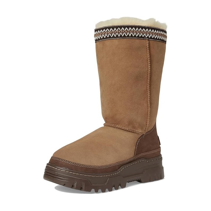 UGG Classic Tall Trailgazer Chaussant Standard Confortable