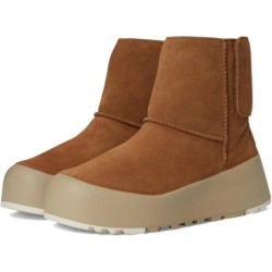 UGG Classic Streetscape Isolation Laine Mérinos Naturelle